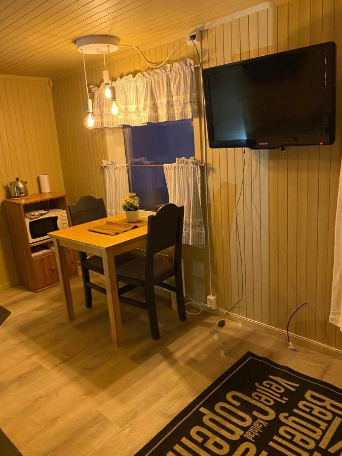Koselig studioleilighet i Svolvær - Lofoten ved Svolværgeita, Djevelporten Eksteriør bilde