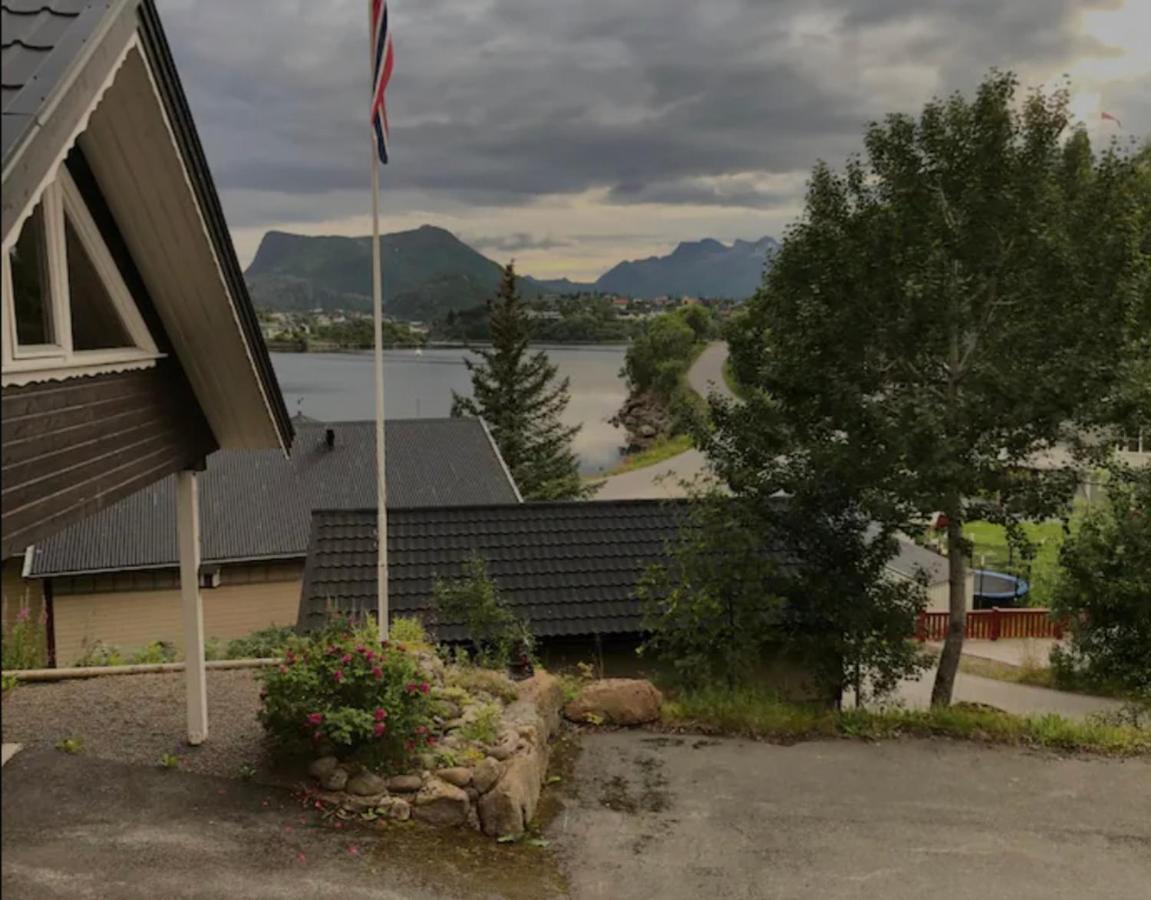 Koselig studioleilighet i Svolvær - Lofoten ved Svolværgeita, Djevelporten Eksteriør bilde